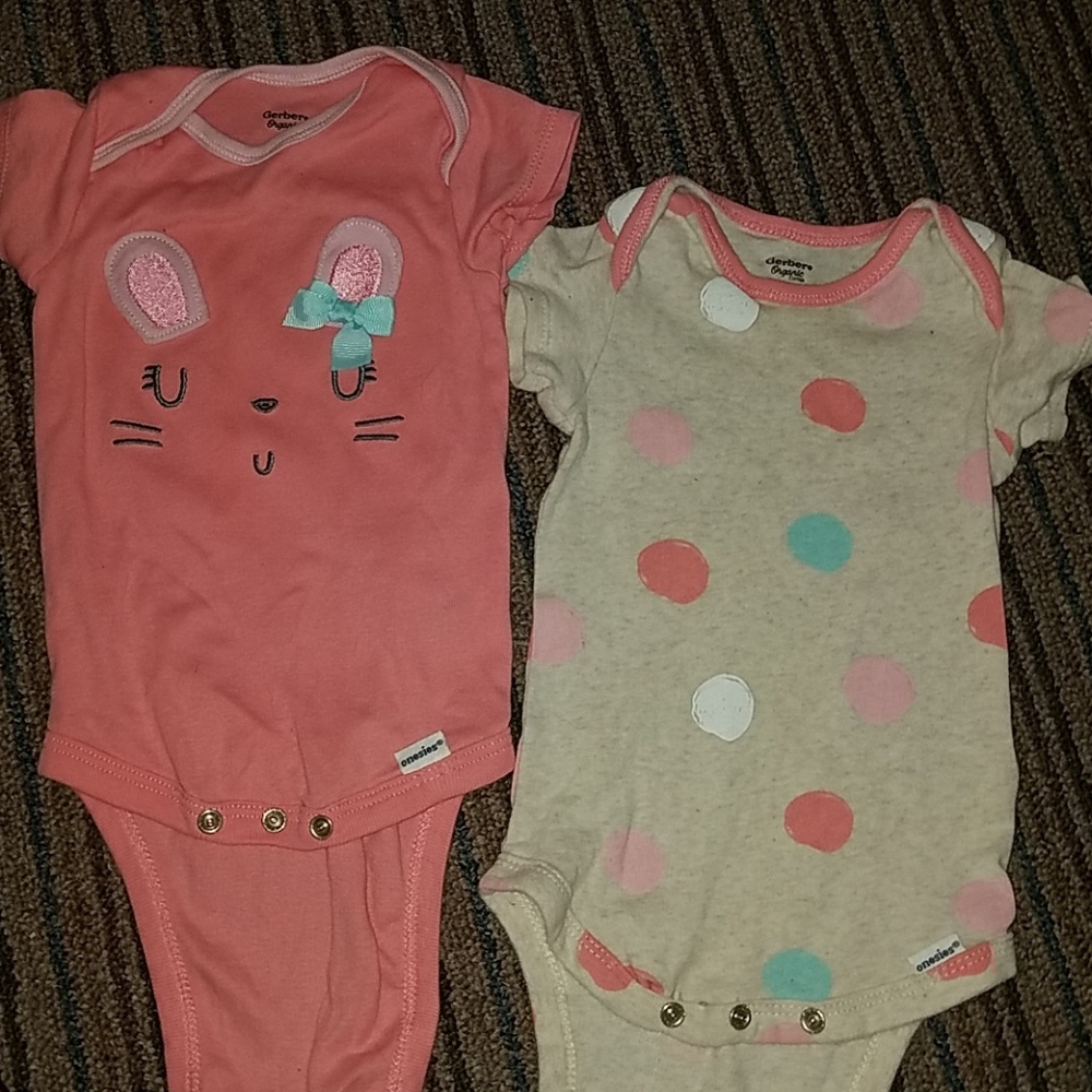 12m Gerber onesies